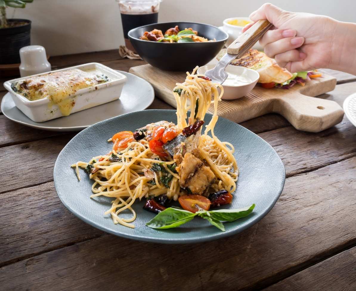 What Office Lunches Look Like Across The Globe (Photos) – Cooking Panda