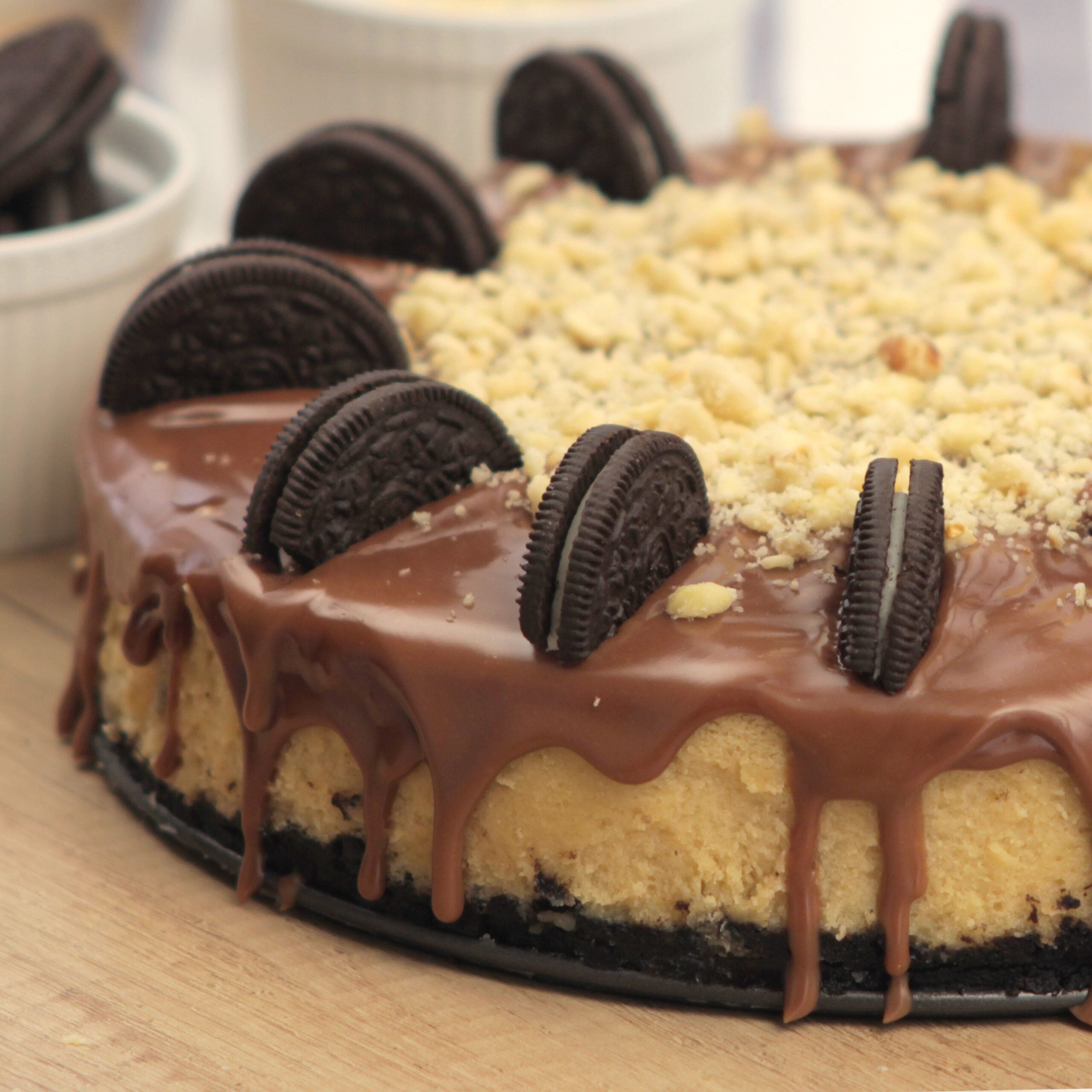 Oreo Peanut Butter Cheesecake
 &ndash; Cooking Panda