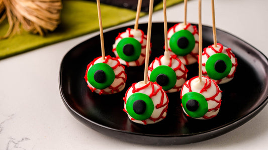 Eyeball Cake Pops