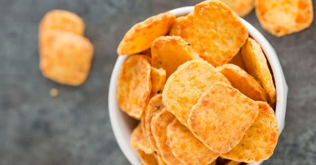 Spicy Cheese Crackers – Cooking Panda
