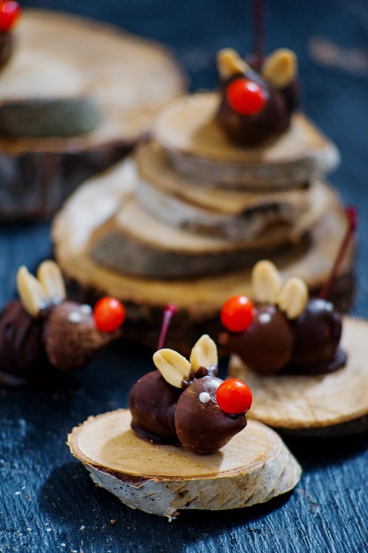 Chocolate Cherry Mice||Chocolate Cherry Mice