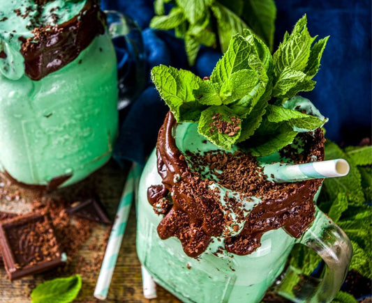 9 Decadent Chocolate Milkshakes For Chocolate Lovers Everywhere!