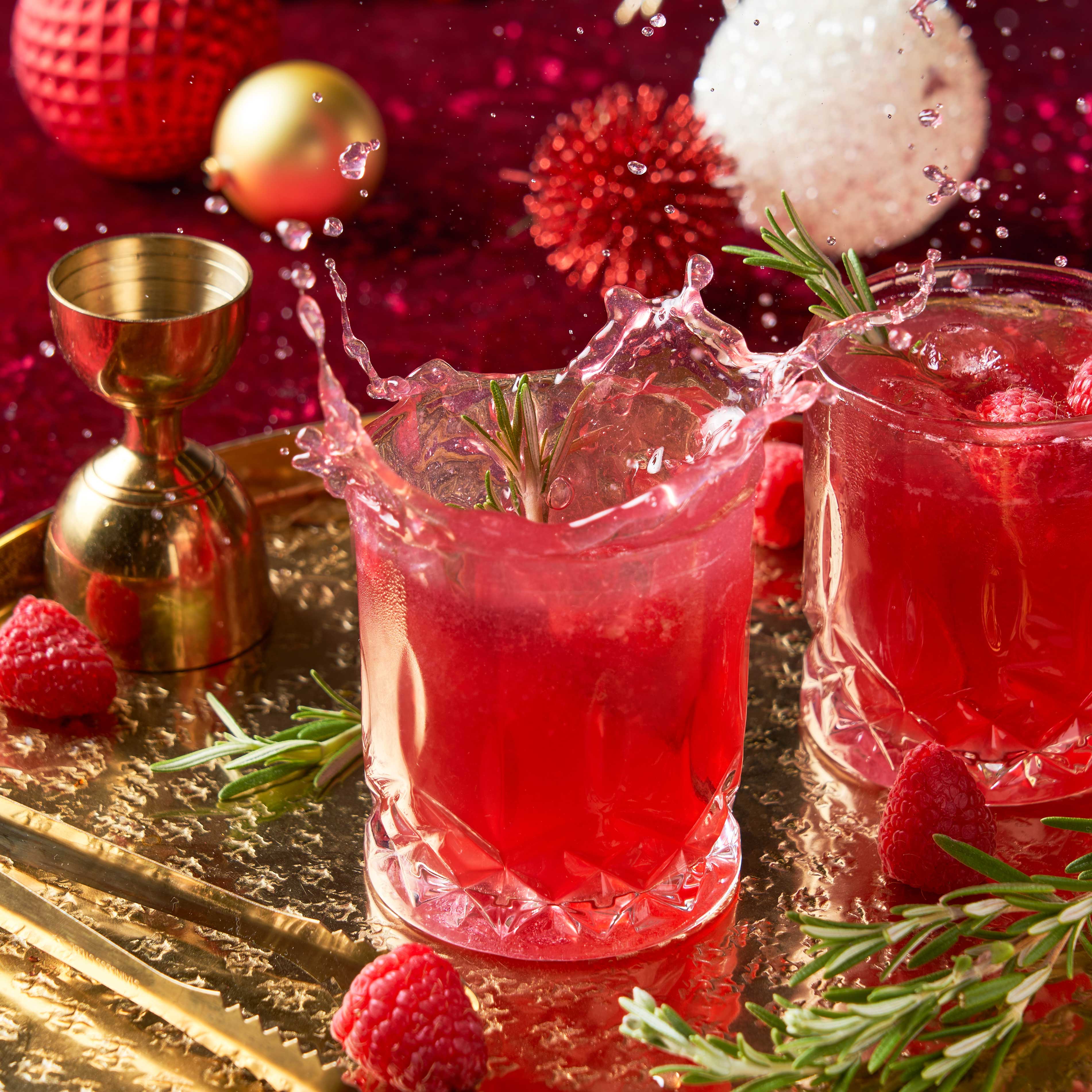 Gin Raspberry Raspberry Gin & Tonic – Cooking Panda