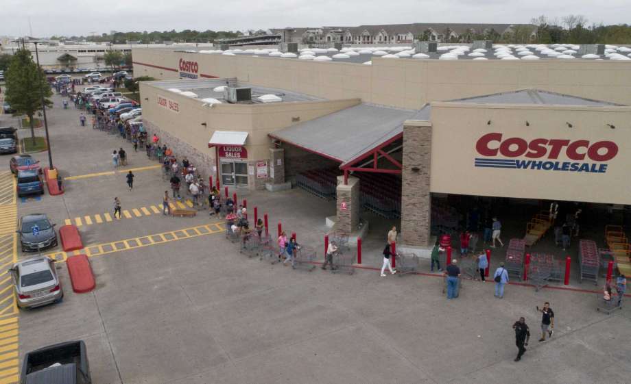 Costco is Allowing First Responders to Go to the Front of the Line