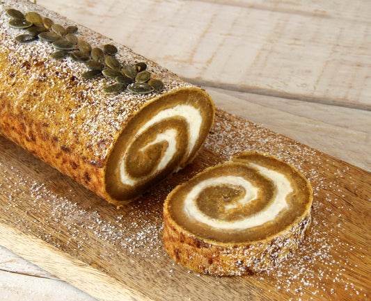 Pumpkin Roll With Cream Cheese Filling