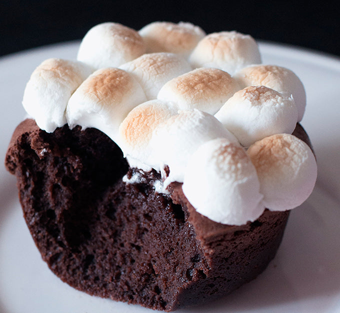 SMoresillcook||Thin_Mint_Smores||How To S'more Your Favorite Desserts||Baked_Smores_Doughnuts||Cravinnatic_Smore_Popcorn||Smore_Pie_Pops||Indoor_Smores||SMores_Pudding_Pie||SMoresillcook||How To S'more Your Favorite Desserts