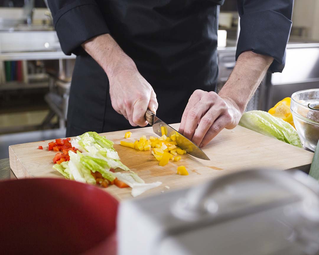 Why Do Chefs Tap Their Knives?