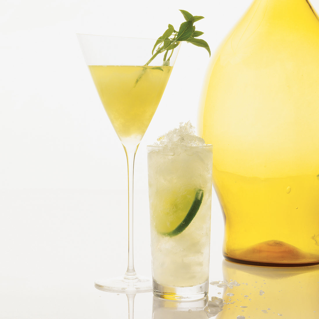 lemon-basil-martini||_Prosecco_in_a_champagne_coupe||lemon-julep-recipe||strawberry-basil-bourbon-lemonade-recipe||vodka_ade||strawberry-lemon-mojitos-cocktails||lemon-cocktail||Lemons, Make These 8 Cocktails (Recipes)