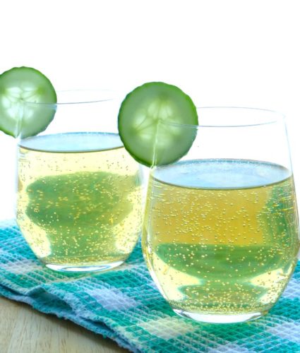 patricks-day-drinks||honeydew-martini||emerald-isle-cocktail||Zucchini-Sea-Salt-Vodka-Soda-Set-the-Table||Baby-Guinness-Jello-Shots||Festive Cocktails (Recipes)||Celebrate St. Patrick's Day With 13 Festive Cocktails (Recipes)