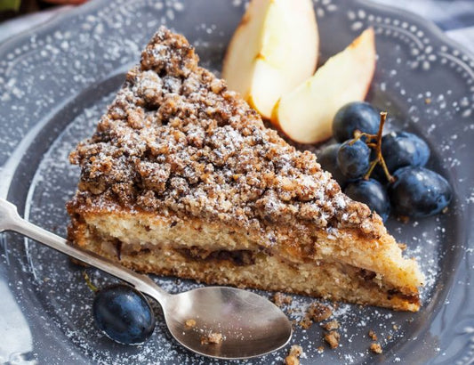 Yummy Apple & Cinnamon Cake