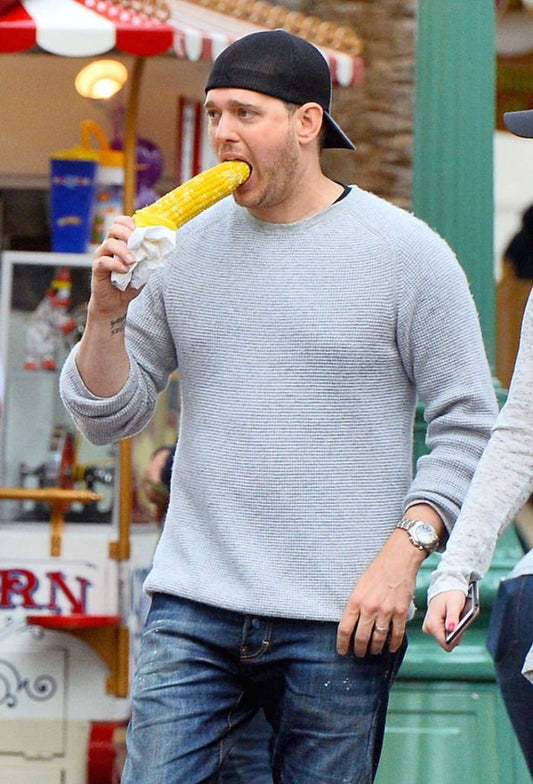 Buble Eating Corn||Buble Eating Corn