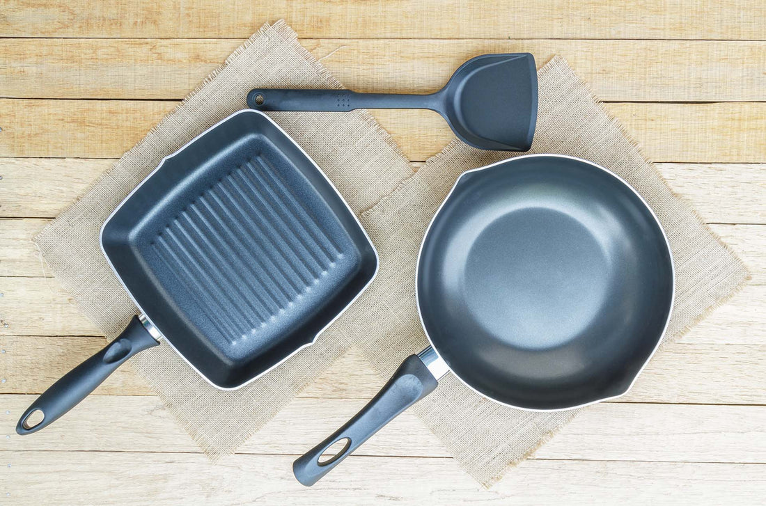 Can You Use Plastic Spatula on Cast Iron? – Cooking Panda