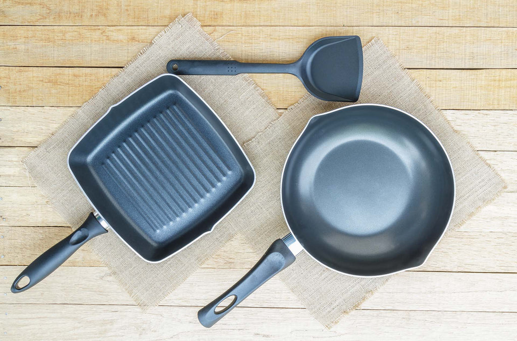 Can You Use Plastic Spatula on Cast Iron? – Cooking Panda